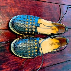 Size 41 Black Pikolino Sandals